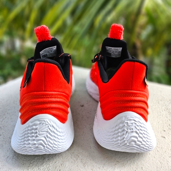 Size 10 - Under Armour Curry Flow 9 Street Elmo - Picture 6 of 9